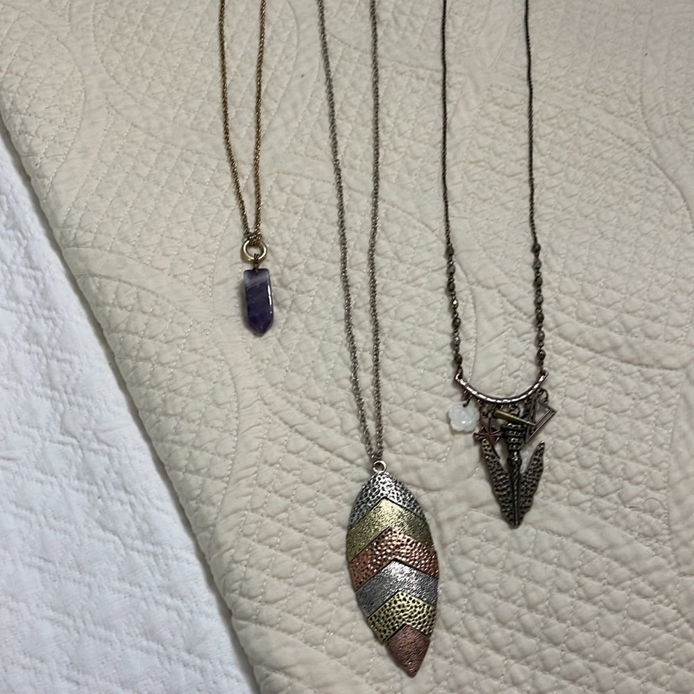 Free People Boho layering Necklace Bundle Lot mixed metals gold silver bronze - Picture 6 of 7